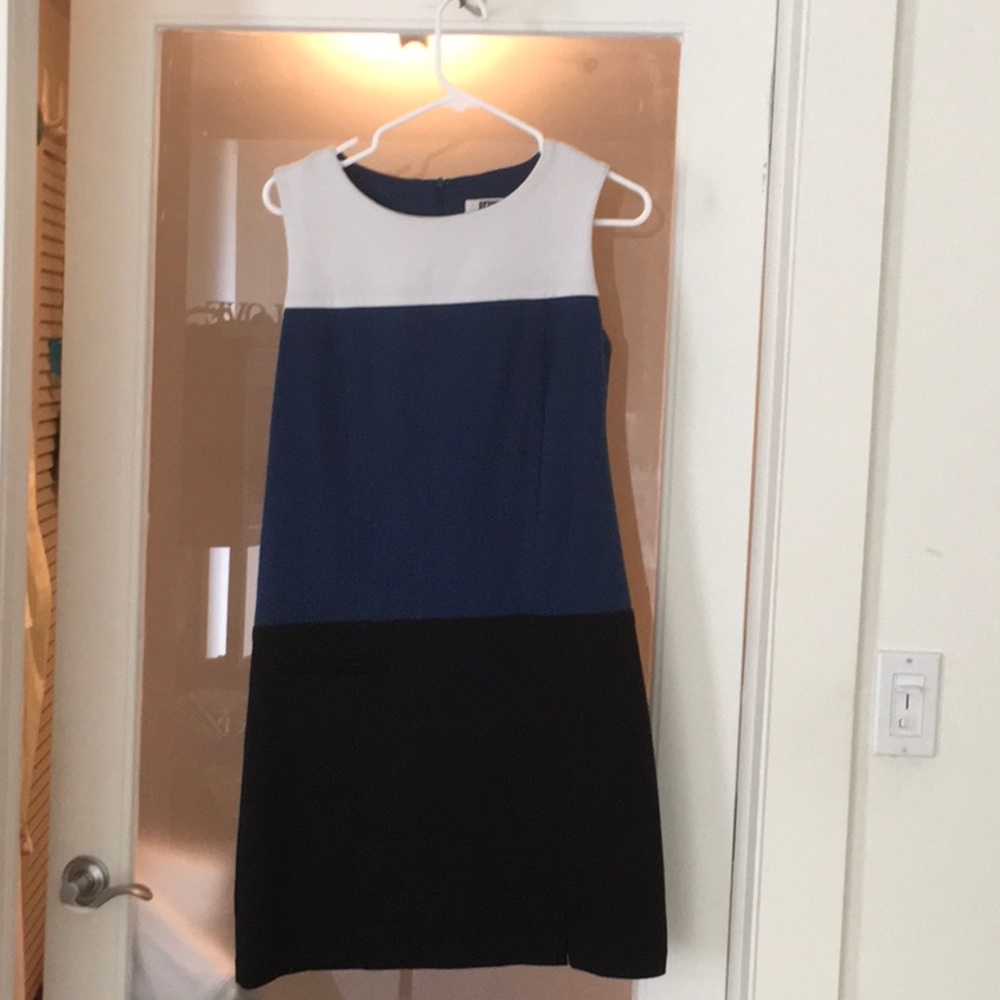 Laundry white blue black dress